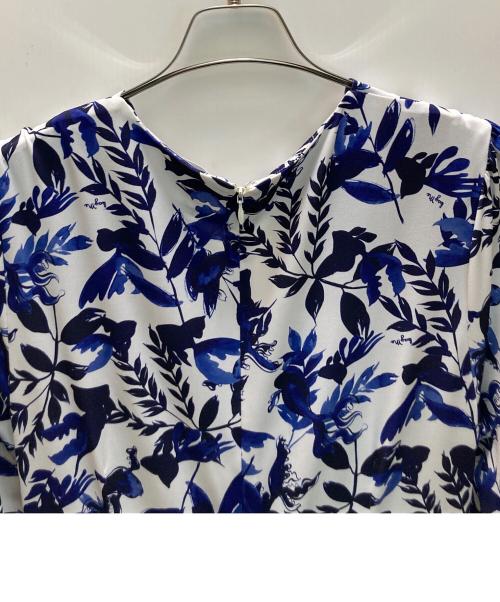 kay me（ケイミー）kay me (ケイミー) 総柄カシュクールジャージーワンピース ブルー サイズ:15の古着・服飾アイテム