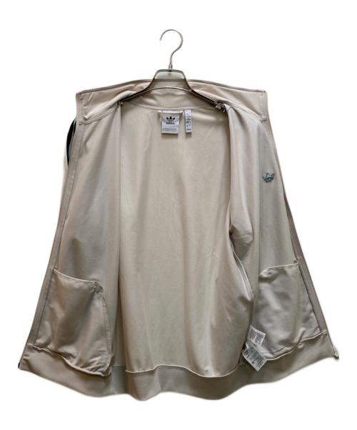 adidas（アディダス）adidas (アディダス) ベッケンバウアー トレフォイル エンブロイダリー トラックジャケット ベージュ×グリーン サイズ:XSの古着・服飾アイテム