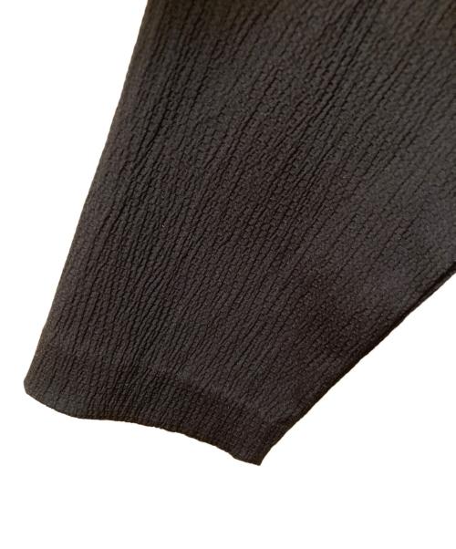 SHIPS any（シップスエニィ）SHIPS any (シップスエニィ) 〈洗濯機可能〉ラフ サテン フリルカラー ロングスリーブ ブラウス ブラック サイズ:Freeの古着・服飾アイテム