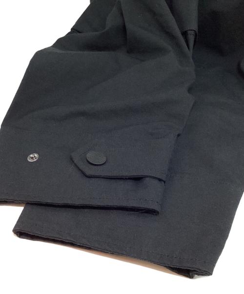 WHITE MOUNTAINEERING（ホワイトマウンテ二アニング）WHITE MOUNTAINEERING (ホワイトマウンテ二アニング) マルチポケットジャケット ブラック サイズ:2の古着・服飾アイテム