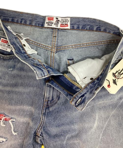 LEVI'S（リーバイス）LEVI'S (リーバイス) TOY STORY (トイストーリー) コラボ 568 Loose ジーンズ インディゴ サイズ:W32 L32 未使用品の古着・服飾アイテム
