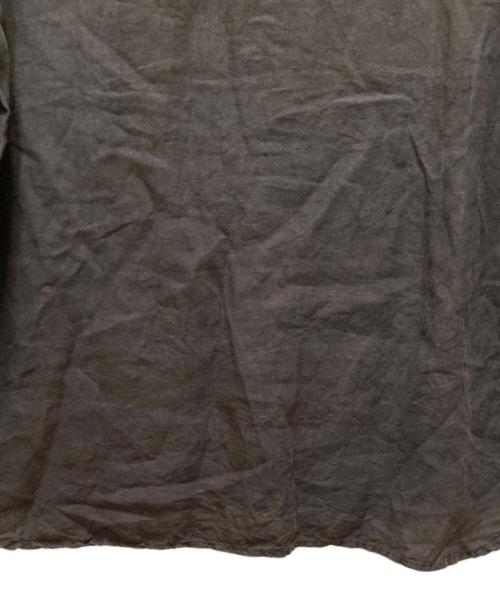 nestrobe confect（ネストローブ コンフェクト）nestrobe confect (ネストローブ コンフェクト) バンドカラ-リネン7分袖シャツ ブラック サイズ:4の古着・服飾アイテム