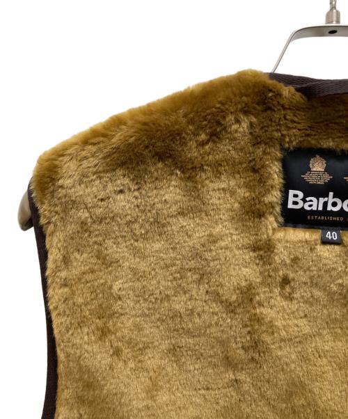 Barbour（バブアー）Barbour (バブアー) パイルライナーフロントジップベスト ベージュ サイズ:40の古着・服飾アイテム