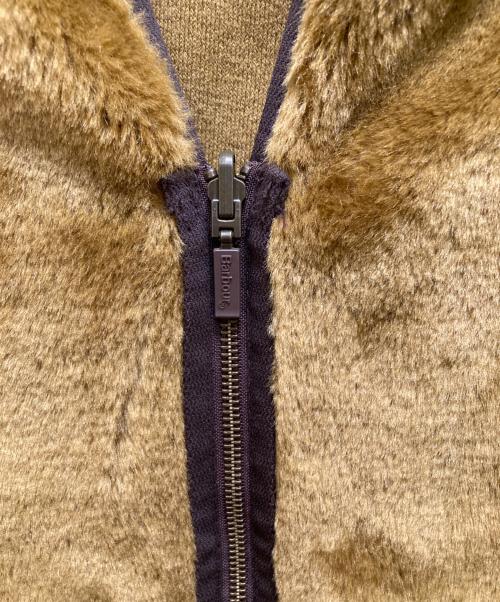 Barbour（バブアー）Barbour (バブアー) パイルライナーフロントジップベスト ベージュ サイズ:40の古着・服飾アイテム