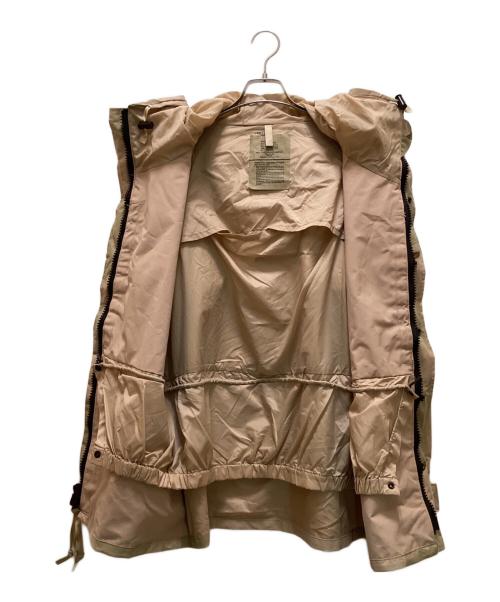 US ARMY（ユーエスアーミー）US ARMY (ユーエスアーミー) エクワックス GEN1 ゴアテックス パーカ ベージュ サイズ:MEDIUM-REGULARの古着・服飾アイテム