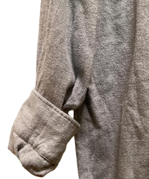 Engineered Garments（エンジニアドガーメンツ）Engineered Garments (エンジニアドガーメンツ) ピリング加工ボタンダウンワークシャツ グレー サイズ:Sの古着・服飾アイテム