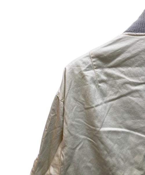 BEAMS PLUS（ビームスプラス）BEAMS PLUS (ビームスプラス) ミリタリーフライトブルゾン ベージュ サイズ:Sの古着・服飾アイテム
