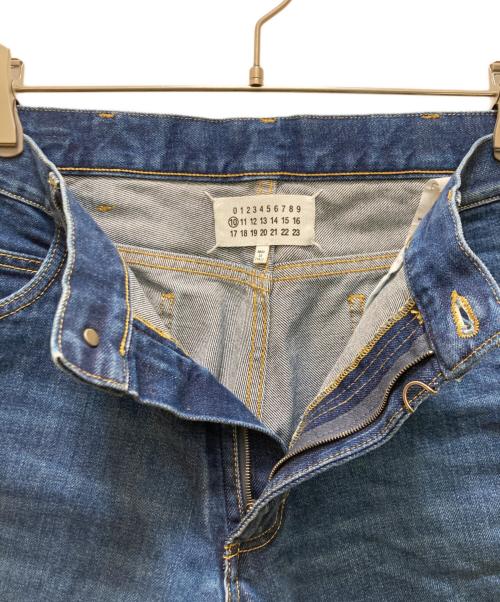 Maison Margiela（メゾンマルジェラ）Maison Margiela (メゾンマルジェラ) ウォッシュドコットン5ポケットフレアデニム インディゴ サイズ:30の古着・服飾アイテム
