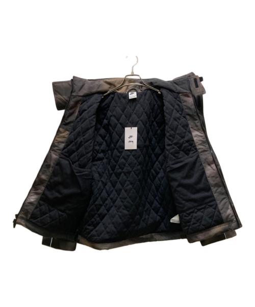 NIKE（ナイキ）NIKE (ナイキ) stussy (ステューシー) プリマロフト ユーティリティ ジャケット グレー×ブラック サイズ:Sの古着・服飾アイテム