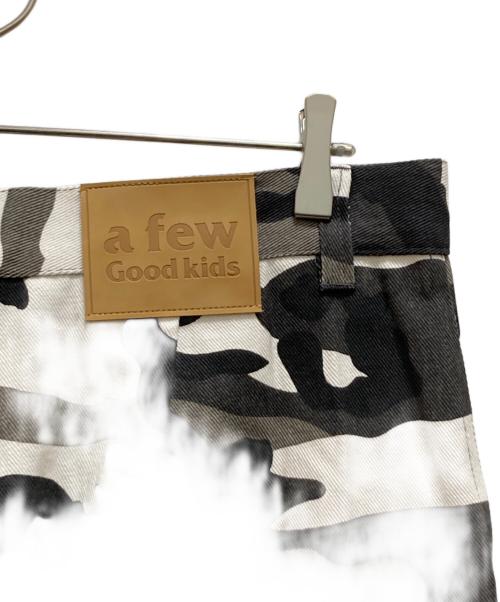 A FEW GOOD KIDS（アフューグッドキッズ）A FEW GOOD KIDS (アフューグッドキッズ) CAMO CARGO TROUSERS ブラック サイズ:XLの古着・服飾アイテム