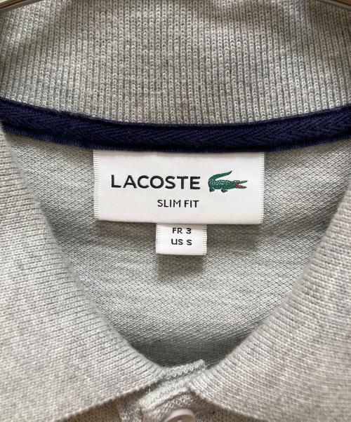 LACOSTE（ラコステ）LACOSTE (ラコステ) ブロッキングポロシャツ グレー×グリーン サイズ:Sの古着・服飾アイテム