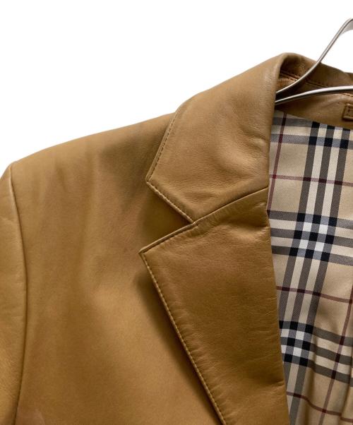 BURBERRY BLACK LABEL（バーバリーブラックレーベル）BURBERRY BLACK LABEL (バーバリーブラックレーベル) 裏地ノバチエック 3Bカウレザーテーラードジャケット ベージュ サイズ:Mの古着・服飾アイテム