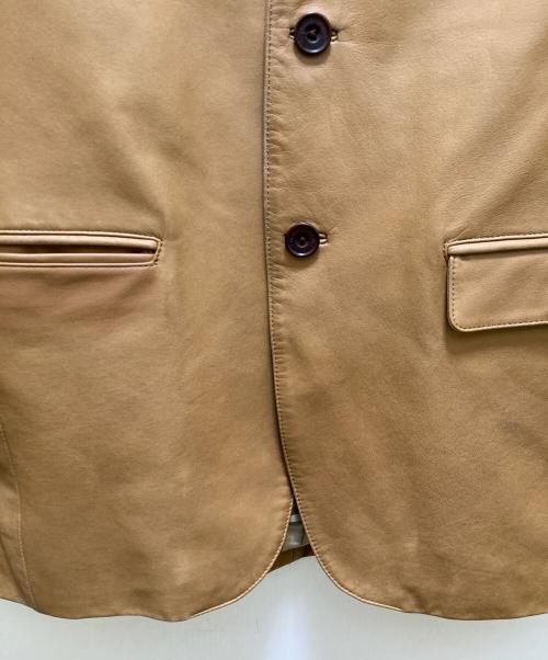 BURBERRY BLACK LABEL（バーバリーブラックレーベル）BURBERRY BLACK LABEL (バーバリーブラックレーベル) 裏地ノバチエック 3Bカウレザーテーラードジャケット ベージュ サイズ:Mの古着・服飾アイテム