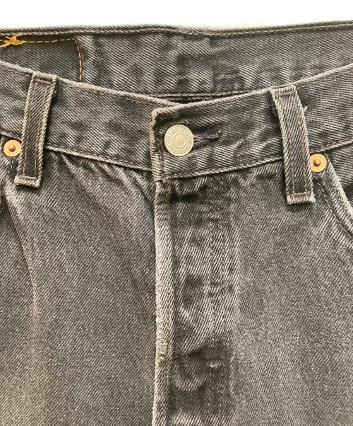 LEVI'S（リーバイス）LEVI'S (リーバイス) ヴィンテージ501デニムパンツ ブラック サイズ:W30 L30の古着・服飾アイテム