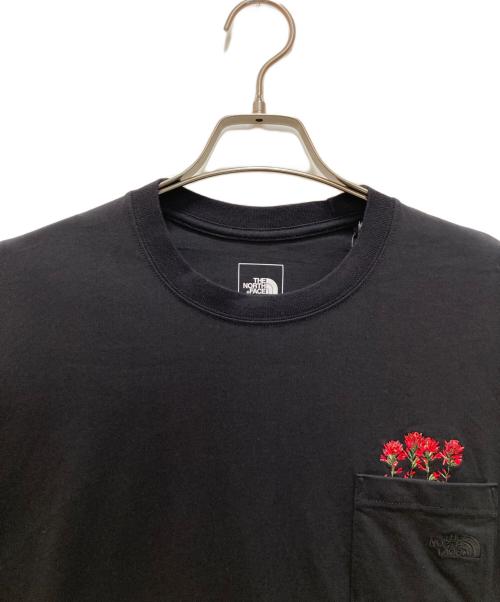THE NORTH FACE（ザ ノース フェイス）THE NORTH FACE (ザ ノース フェイス) ロングスリーブフラッシュドライフラワーロゴティー ブラック サイズ:L 未使用品の古着・服飾アイテム
