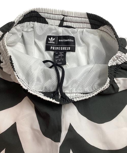 adidas（アディダス）adidas (アディダス) marimekko (マリメッコ) カフ ウーブントラックパンツ ブラック サイズ:Ｌ 未使用品の古着・服飾アイテム