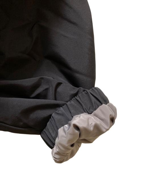 VANS（バンズ）VANS (バンズ) 花井祐介 (ハナイユウスケ) コラボ リサイクルナイロン プリマロフトコーチジャケット ブラック サイズ:Ⅼの古着・服飾アイテム