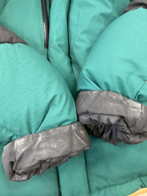 THE NORTH FACE（ザ ノース フェイス）THE NORTH FACE (ザ ノース フェイス) バルトロライト ダウンジャケット グリーン×ブラック サイズ:Mの古着・服飾アイテム