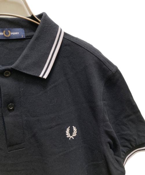 FRED PERRY（フレッドペリー）FRED PERRY (フレッドペリー) ポロシャツ ブラック サイズ:mの古着・服飾アイテム