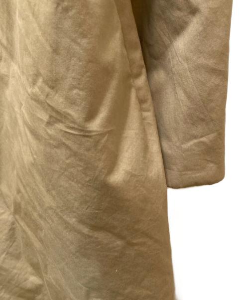 YAECA（ヤエカ）YAECA (ヤエカ) 中綿ロングステンカラーコート ベージュ サイズ:Ⅼの古着・服飾アイテム