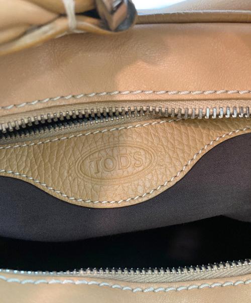 TOD'S（トッズ）TOD'S (トッズ) レザーワンショルダーバッグ ベージュの古着・服飾アイテム