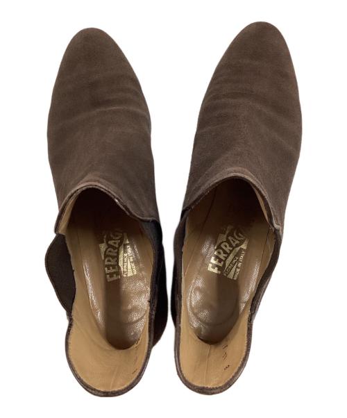 Salvatore Ferragamo（サルヴァトーレ フェラガモ）Salvatore Ferragamo (サルヴァトーレ フェラガモ) スエードサイドゴアブーツ ブラウン サイズ:SIZE 7 1/2Bの古着・服飾アイテム