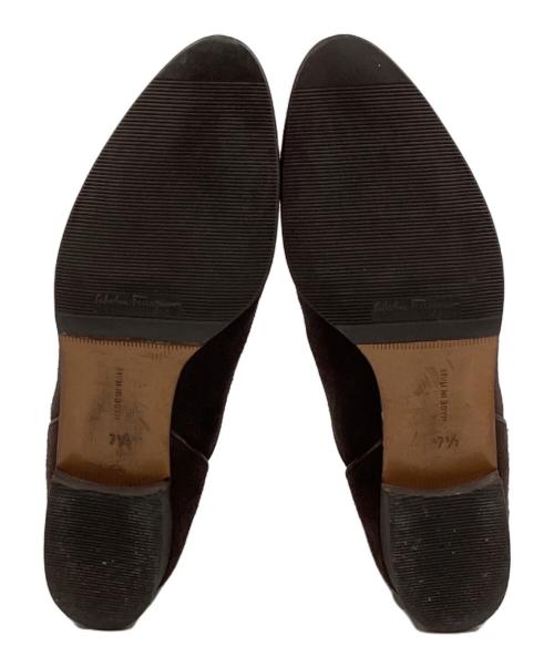 Salvatore Ferragamo（サルヴァトーレ フェラガモ）Salvatore Ferragamo (サルヴァトーレ フェラガモ) スエードサイドゴアブーツ ブラウン サイズ:SIZE 7 1/2Bの古着・服飾アイテム