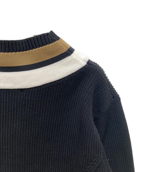 FRED PERRY（フレッドペリー）FRED PERRY (フレッドペリー) チルデン ストライプ Vネックニット ネイビー サイズ:Sの古着・服飾アイテム