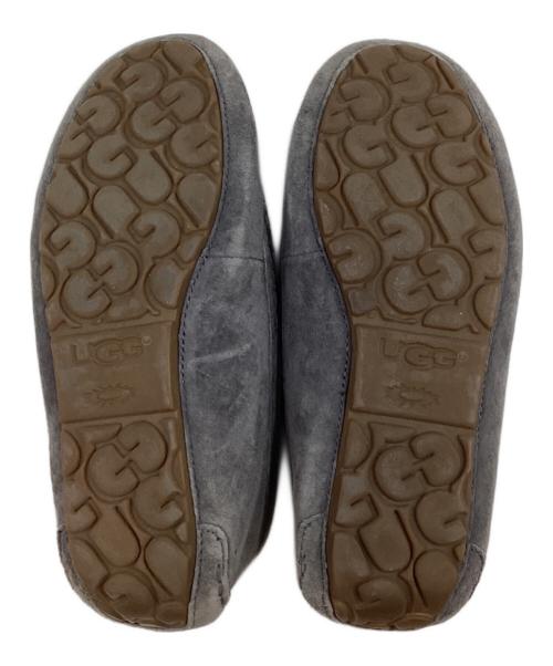 UGG（アグ）UGG (アグ) アンスレー モカシンシューズ グレー サイズ:25cmの古着・服飾アイテム