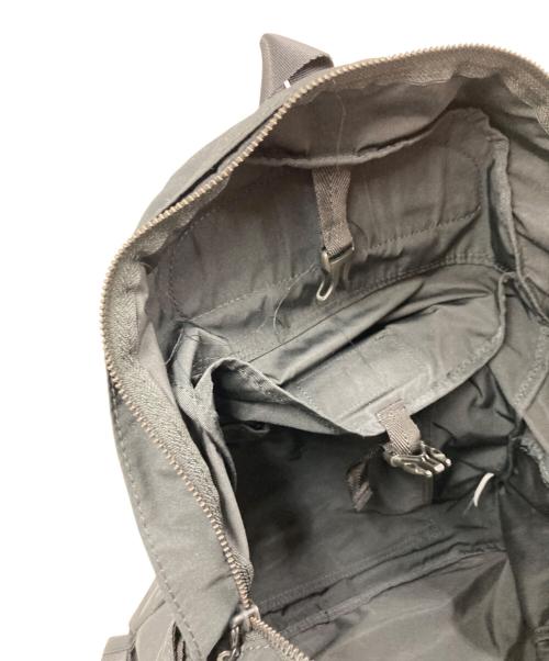 amiacalva（アミアカルヴァ）amiacalva (アミアカルヴァ) リュック ブラックの古着・服飾アイテム