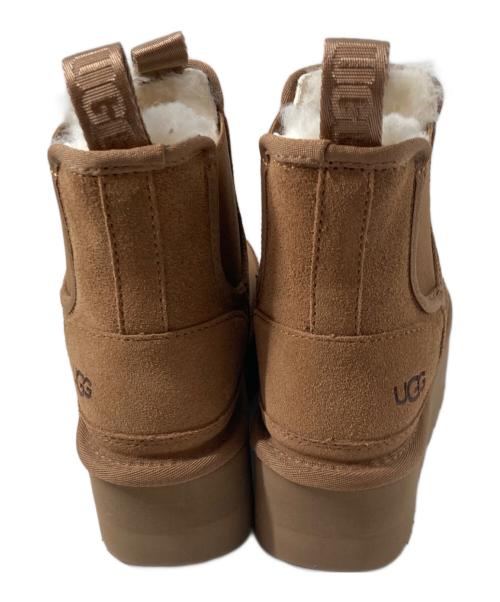 UGG（アグ）UGG (アグ) NEUMEL PLATFORM CHELSEA ブラウン サイズ:23cmの古着・服飾アイテム