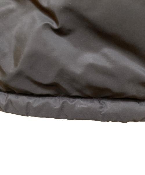 PRADA（プラダ）PRADA (プラダ) トライアングルロゴプレート ダウンジャケット ブラック サイズ:50の古着・服飾アイテム