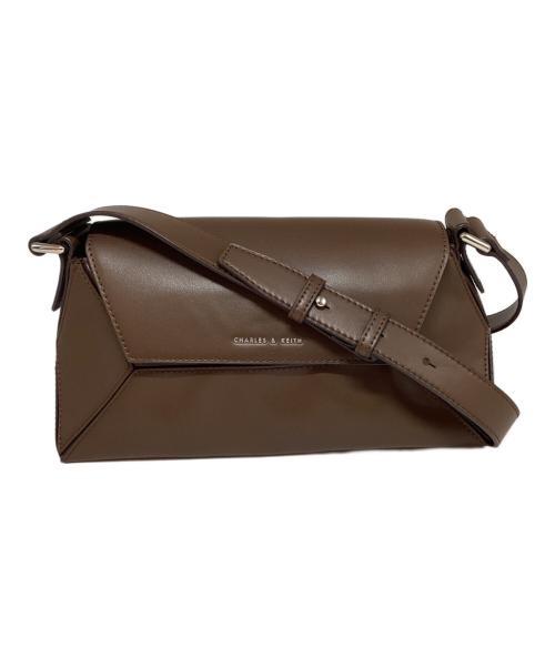 CHARLES & KEITH（チャールズアンドキース）CHARLES & KEITH (チャールズアンドキース) Nasrin ナスリン ジオメトリックショルダーバッグ ブラウンの古着・服飾アイテム