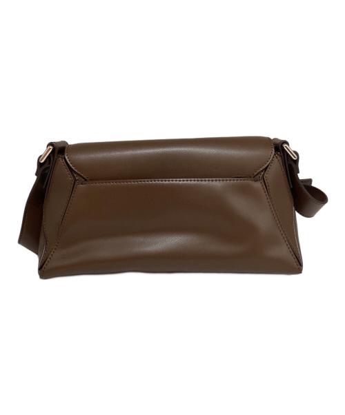 CHARLES & KEITH（チャールズアンドキース）CHARLES & KEITH (チャールズアンドキース) Nasrin ナスリン ジオメトリックショルダーバッグ ブラウンの古着・服飾アイテム