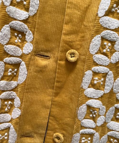 mina perhonen（ミナ ペルホネン）mina perhonen (ミナ ペルホネン) DEAR エンブロイダリー ノーカラー コート イエロー サイズ:38の古着・服飾アイテム