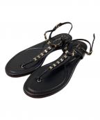 Salvatore Ferragamoサルヴァトーレ フェラガモ）の古着「ヴァラ装飾Tストラップサンダル」｜ブラック