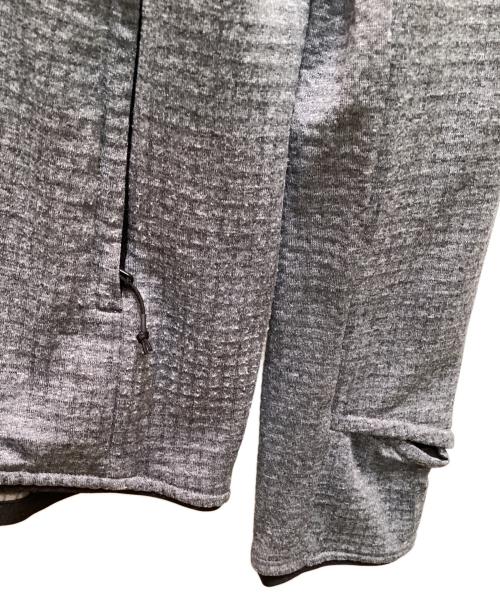 THE NORTH FACE（ザ ノース フェイス）THE NORTH FACE (ザ ノース フェイス) サーマルバーサグリッドフーディー グレー サイズ:Mの古着・服飾アイテム