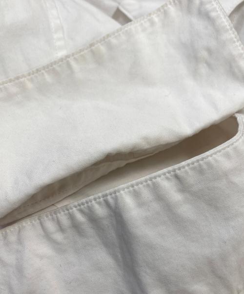 sulvam（サルバム）sulvam (サルバム) スラッシュオープンカラーシャツ ホワイト サイズ:不明の古着・服飾アイテム