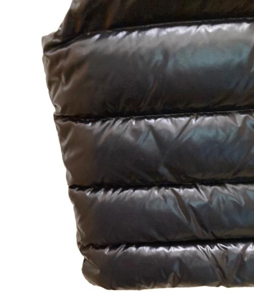 MONCLER（モンクレール）MONCLER (モンクレール) チブ ロゴワッペンダウンベスト ブラック サイズ:2の古着・服飾アイテム