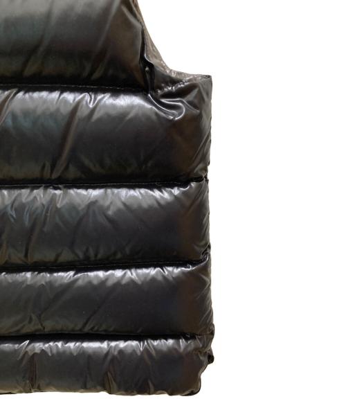 MONCLER（モンクレール）MONCLER (モンクレール) チブ ロゴワッペンダウンベスト ブラック サイズ:2の古着・服飾アイテム