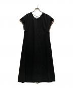 BLUE LABEL CRESTBRIDGEブルーレーベルクレストブリッジ）の古着「コンパクトクリアーポンチAラインワンピース」｜ブラック