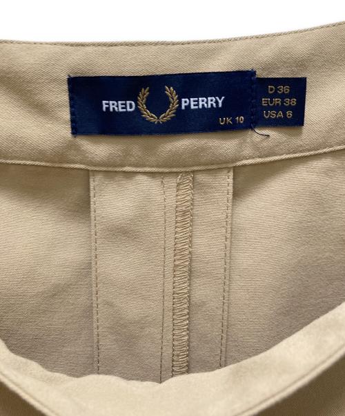 FRED PERRY（フレッドペリー）FRED PERRY (フレッドペリー) RAY BEAMS (レイ ビームス) 別注プリーツショーツ ベージュ サイズ:38の古着・服飾アイテム