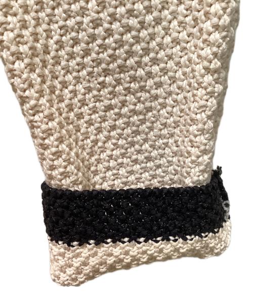 Mila Owen（ミラオーウェン）Mila Owen (ミラオーウェン) フラップポケット付金釦ニットカーデ ホワイトの古着・服飾アイテム