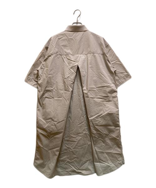 FRED PERRY（フレッドペリー）FRED PERRY (フレッドペリー) RAY BEAMS (レイ ビームス) 別注 シャツワンピース ベージュ サイズ:36の古着・服飾アイテム