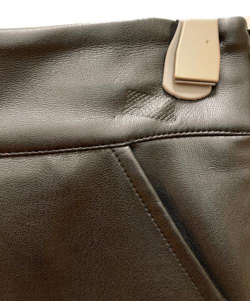 ELENDEEK（エレンディーク）ELENDEEK (エレンディーク) フォーレザーIラインスカート ブラック サイズ:01の古着・服飾アイテム