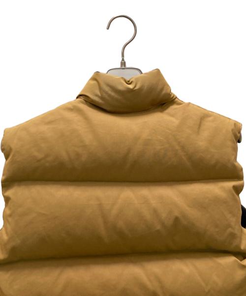 Crescent Down Works（クレセントダウンワークス）Crescent Down Works (クレセントダウンワークス) ダブルジップダウンベスト ベージュ サイズ:Sの古着・服飾アイテム
