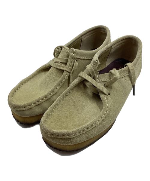 CLARKS（クラークス）CLARKS (クラークス) ワラビー スウェードシューズ ベージュ サイズ:24.5の古着・服飾アイテム