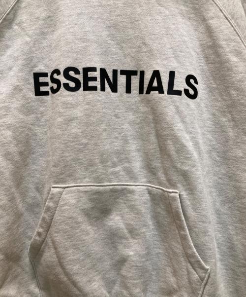 Fear Of God ESSENTIALS（フィアオブゴッド エッセンシャル）Fear Of God ESSENTIALS (フィアオブゴッド エッセンシャル) プルオーバーパーカー グレー サイズ:Ⅼの古着・服飾アイテム
