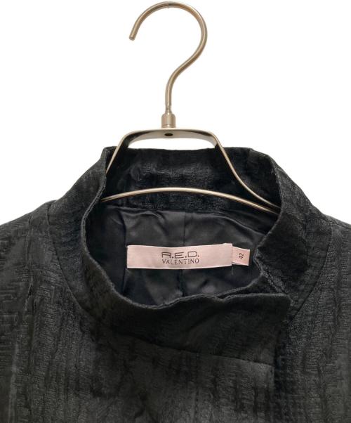 RED VALENTINO（レッドヴァレンティノ）RED VALENTINO (レッドヴァレンティノ) アセテートジャケット ブラック サイズ:42の古着・服飾アイテム