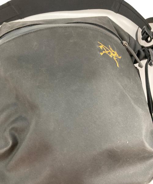 ARC'TERYX（アークテリクス）ARC'TERYX (アークテリクス) アロー 8 ショルダーバッグ ブラックの古着・服飾アイテム